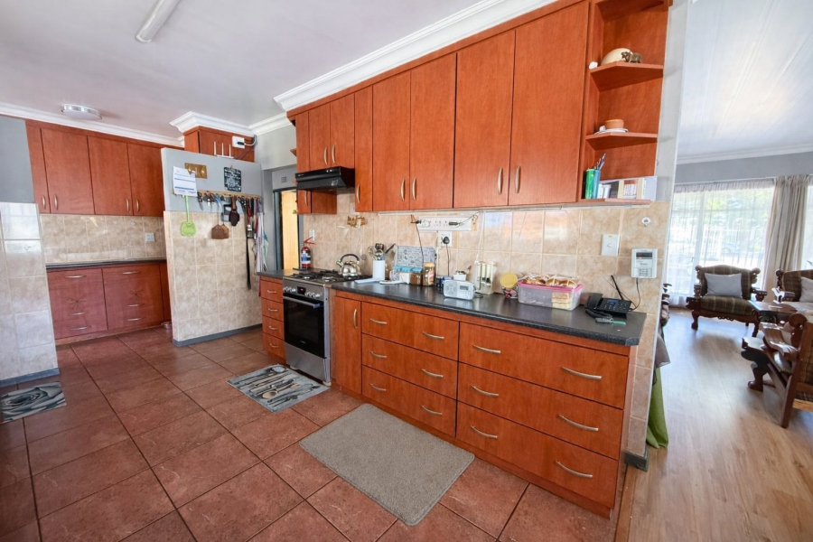 3 Bedroom Property for Sale in Langenhovenpark Free State